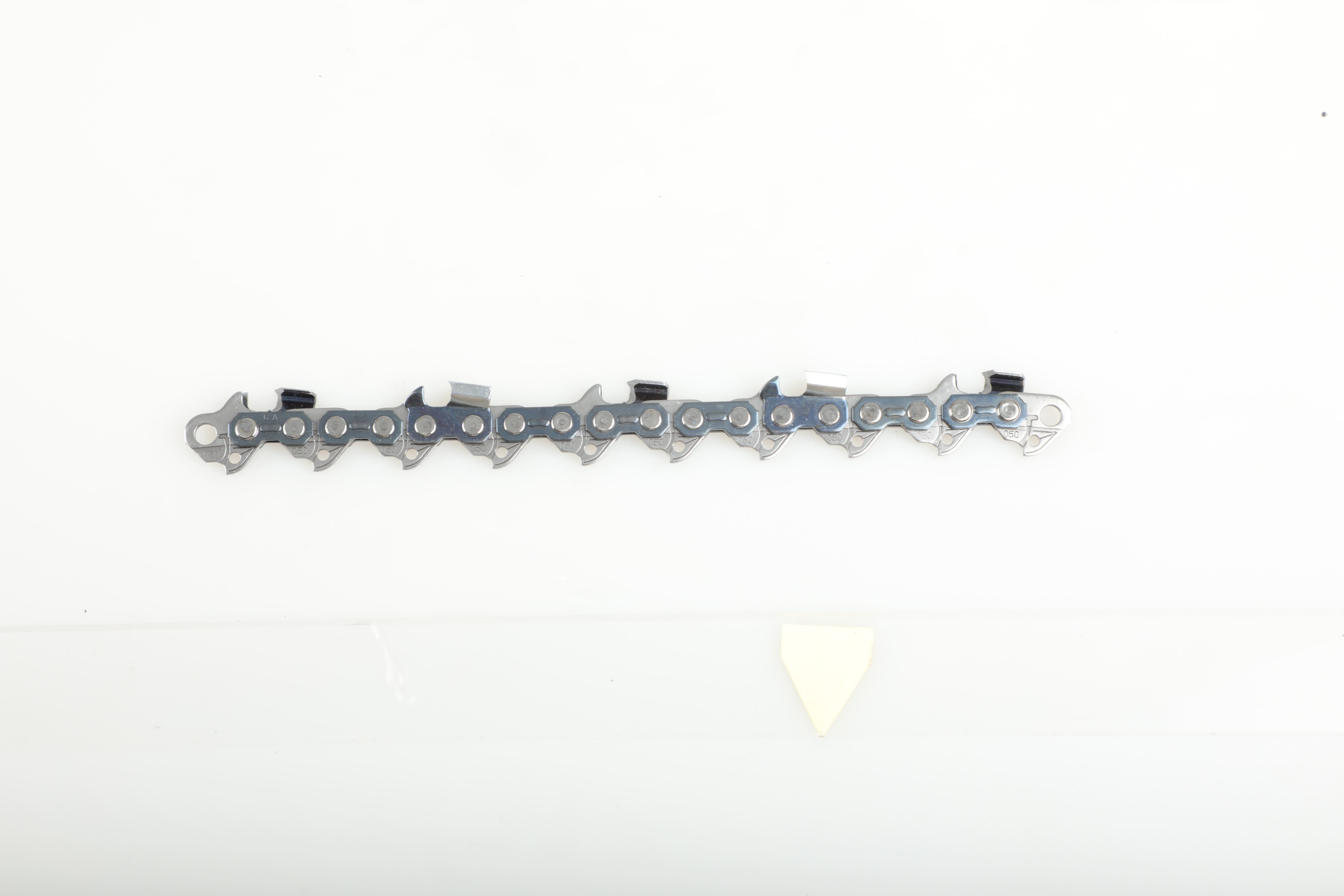 KMC chainsaw chain product image