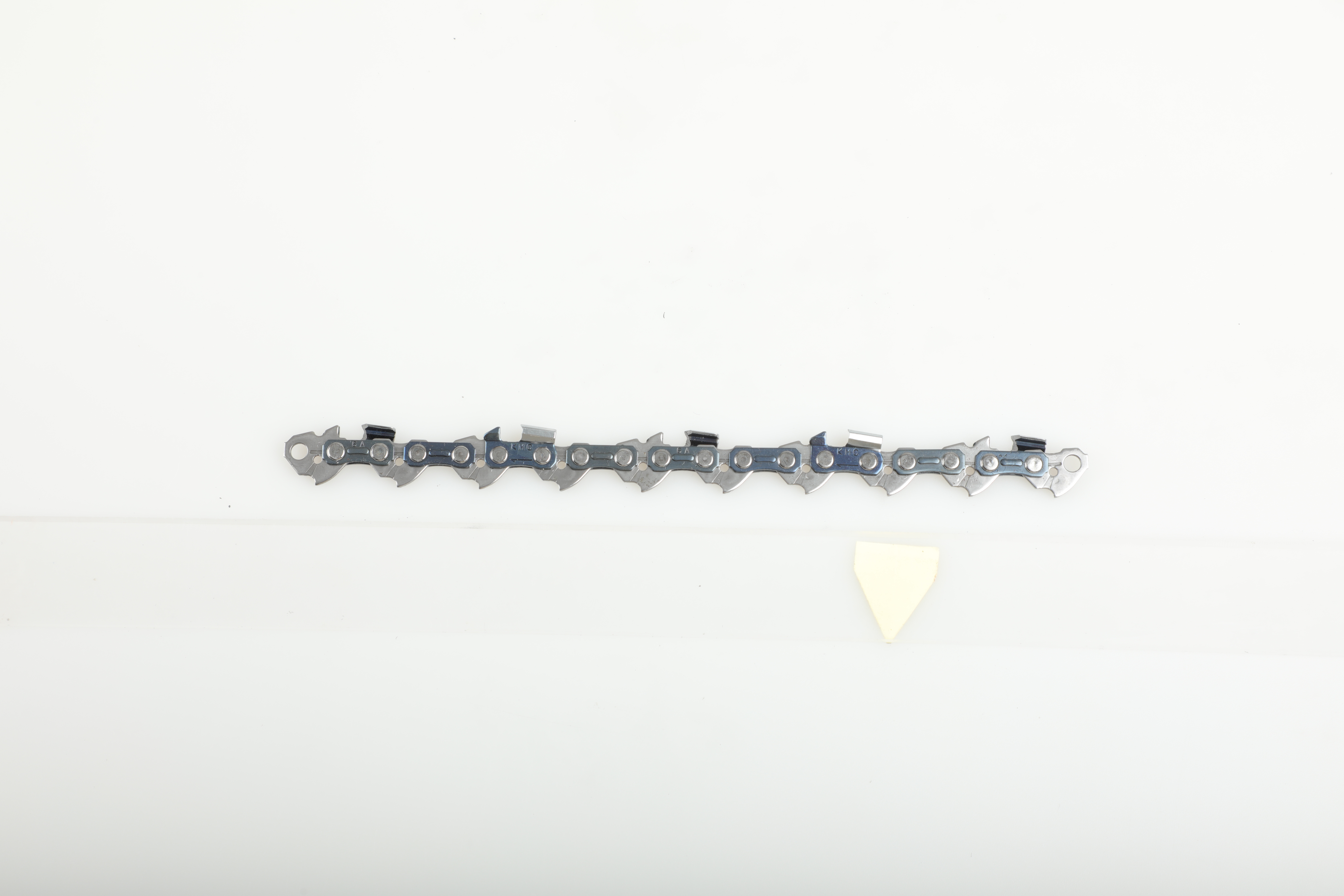 KMC chainsaw chain product image