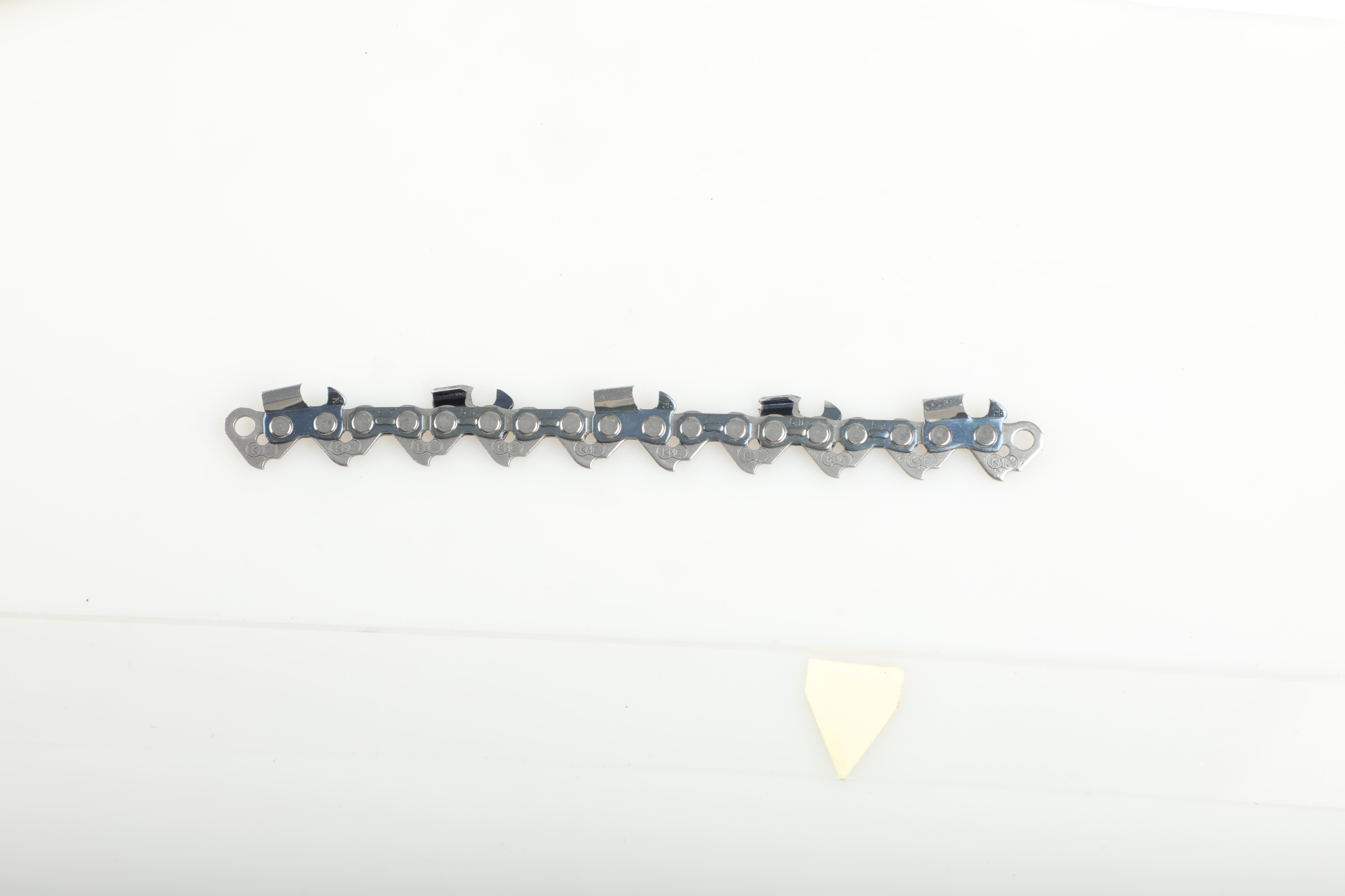 KMC chainsaw chain product image