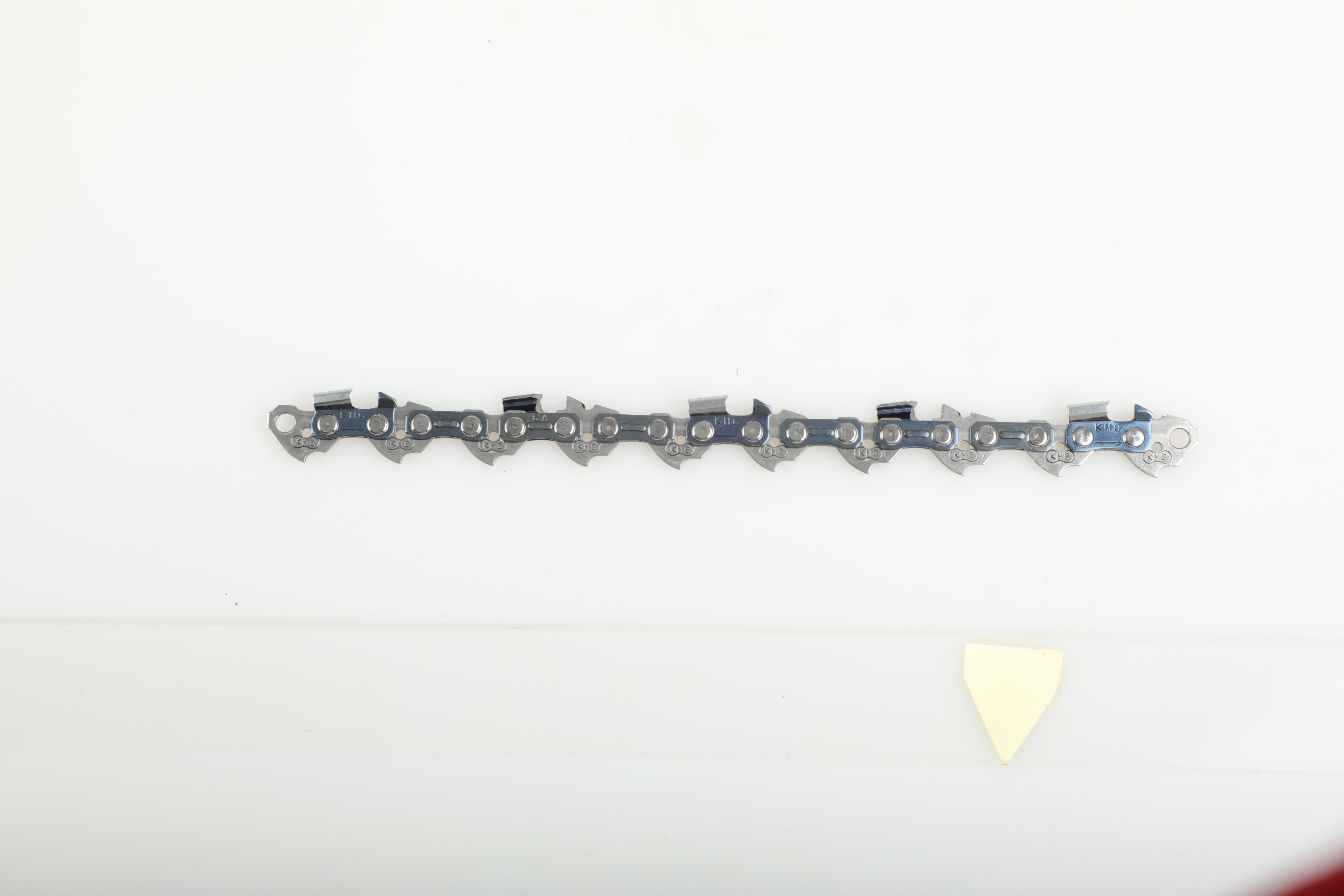 KMC chainsaw chain product image